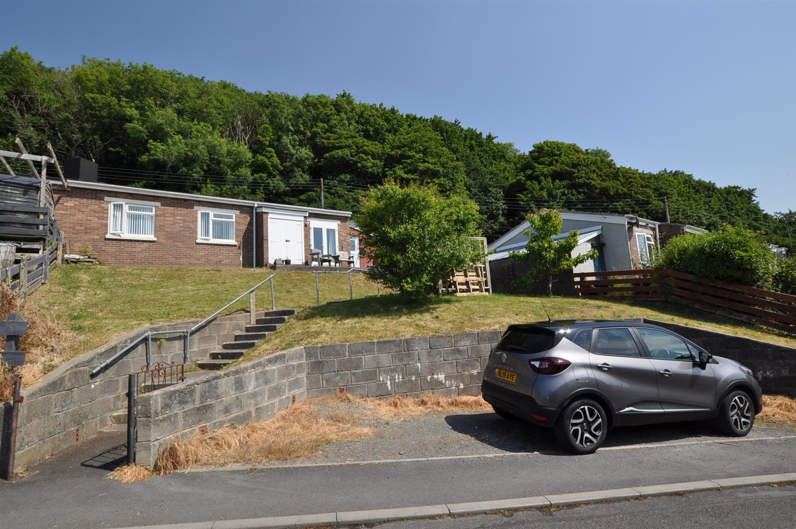 Terry Thomas & Co Estate Agents in Carmarthenshire West Wales